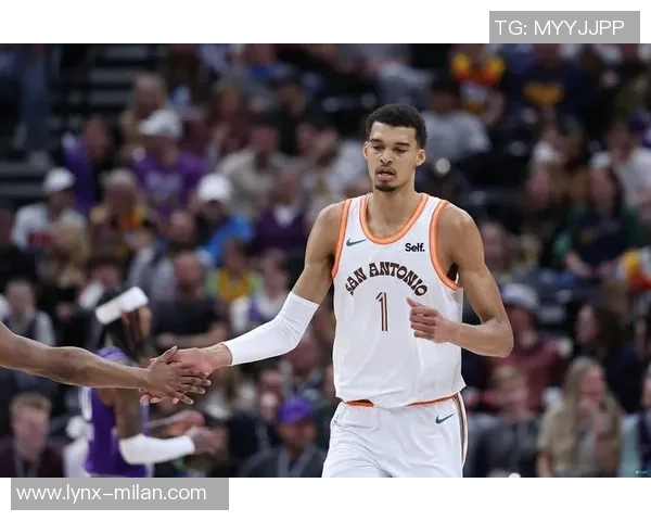 文班亚马一成果创前史首人！接连95场送大帽 率马刺迎近10年最佳局面